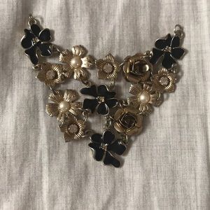 Bib necklace